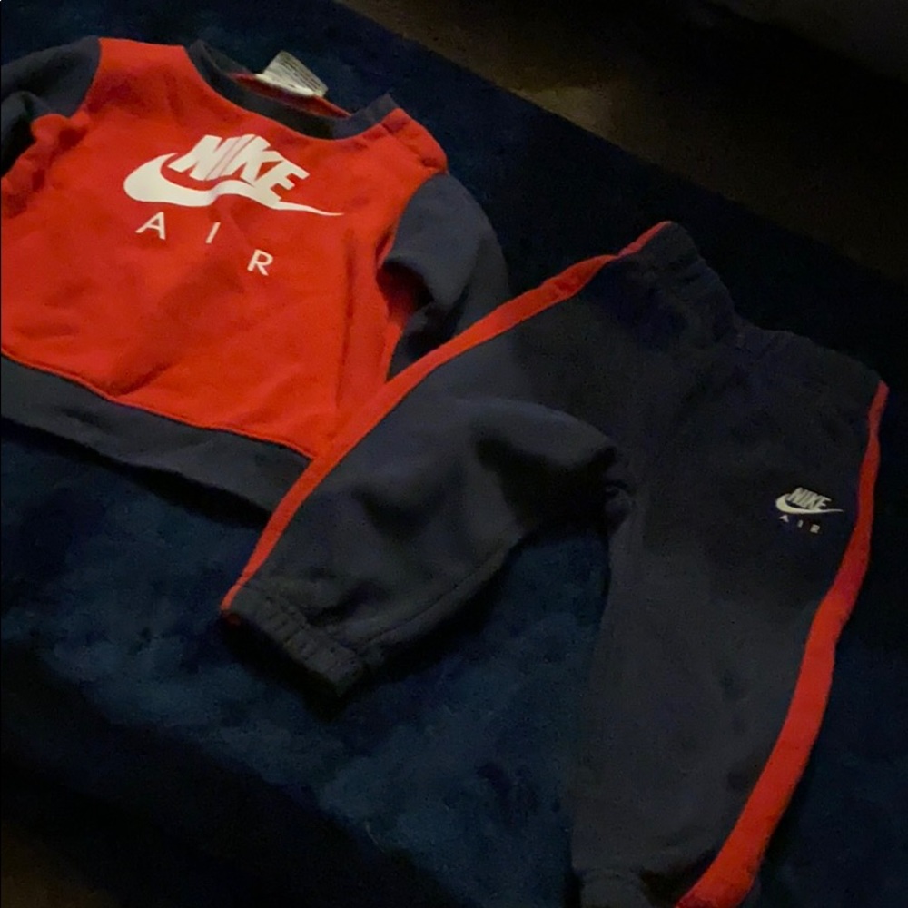 Nike sweatsuit